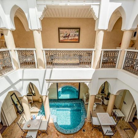 Riad Awinati Location Privatisee ,Piscine Chauffee , Beau Rooftop Marrakesh Bagian luar foto