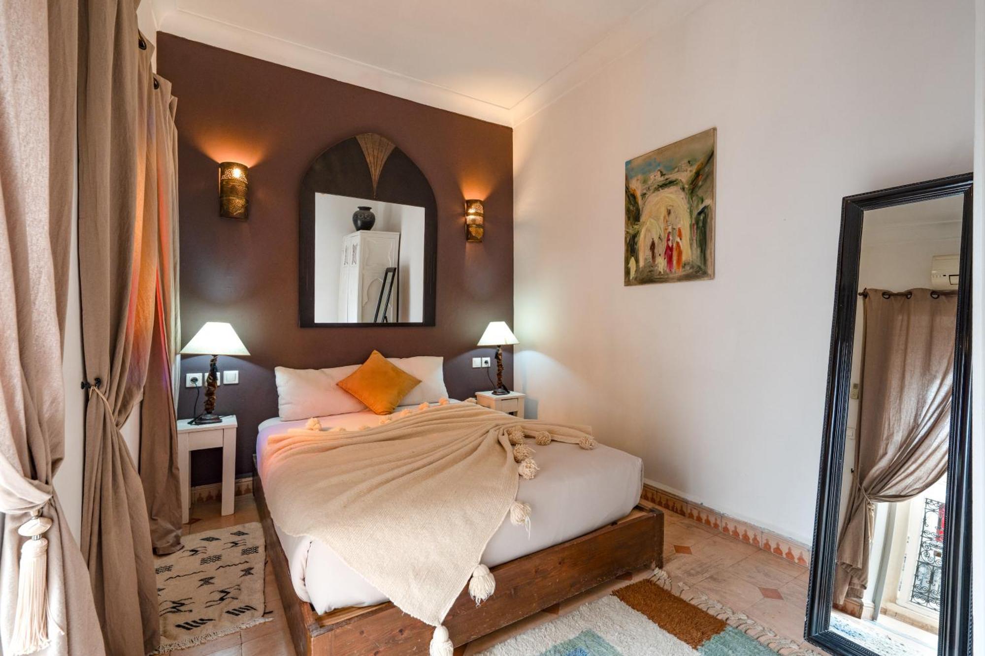 Riad Awinati Location Privatisee ,Piscine Chauffee , Beau Rooftop Marrakesh Bagian luar foto