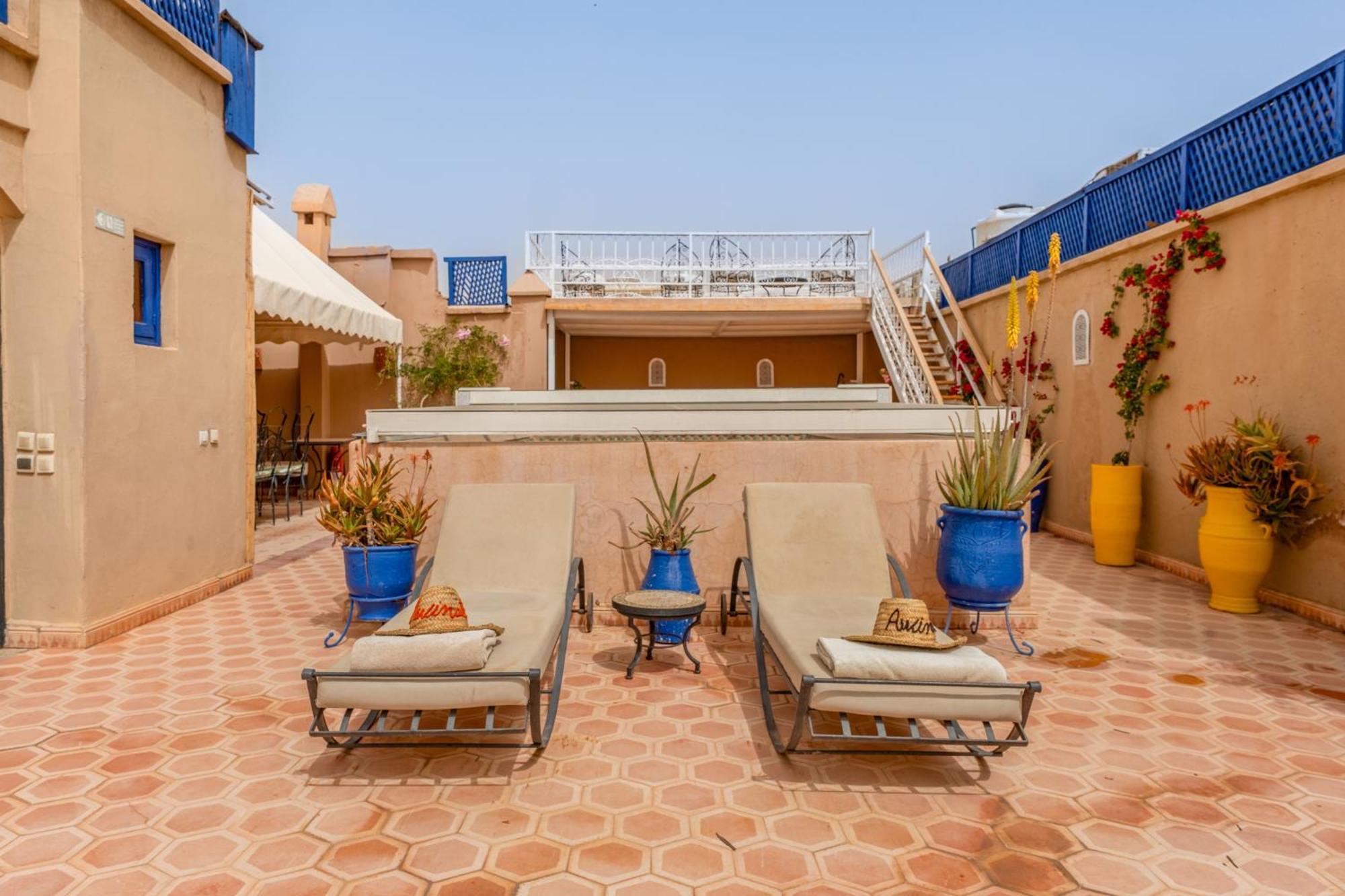 Riad Awinati Location Privatisee ,Piscine Chauffee , Beau Rooftop Marrakesh Bagian luar foto