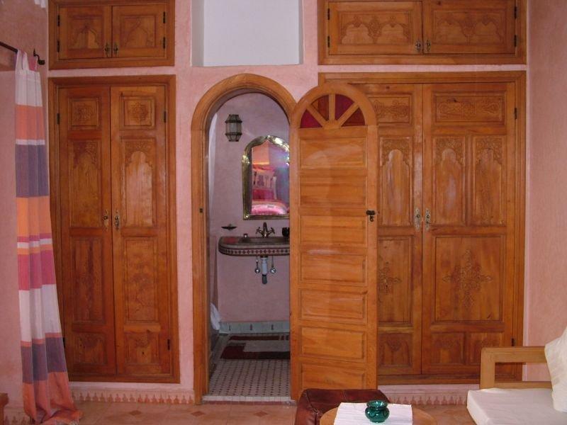 Riad Awinati Location Privatisee ,Piscine Chauffee , Beau Rooftop Marrakesh Bagian luar foto